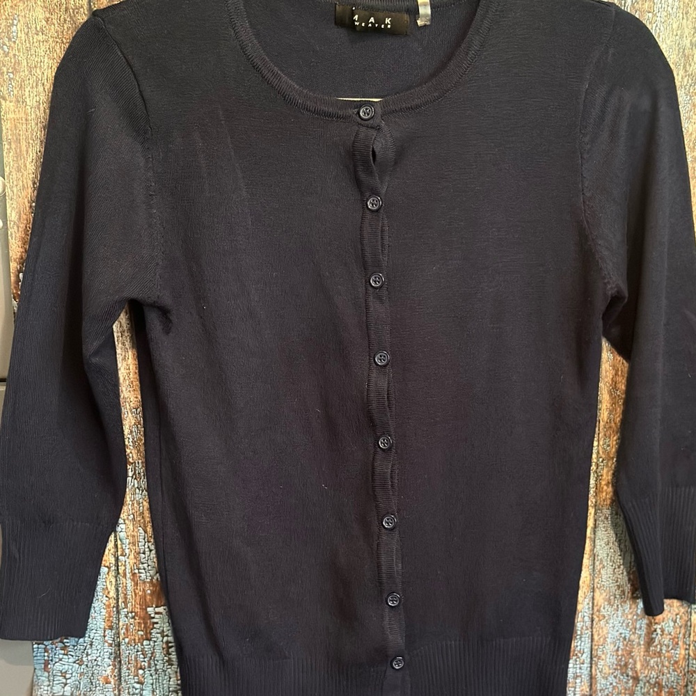 Blue Cardigan Sweater with 3/4 Sleeves and Slim Fit